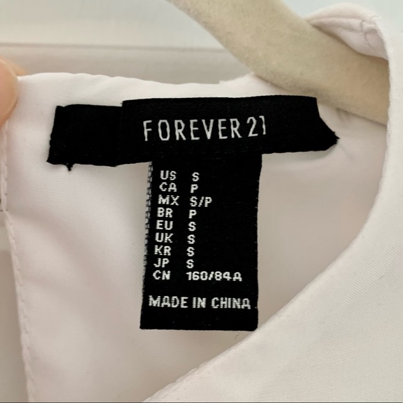 White & Gold Pattern Dress - Picture 8 of 10